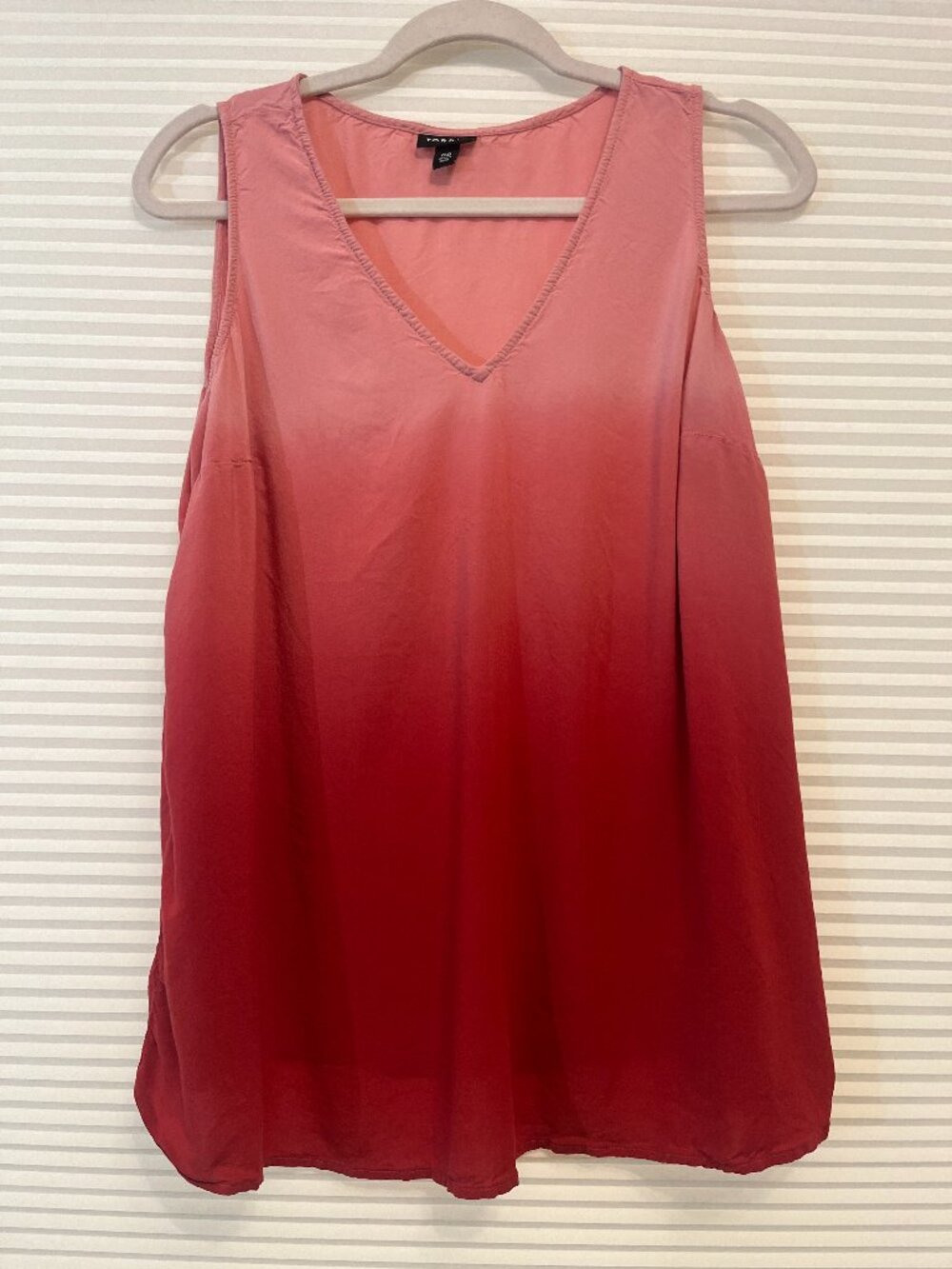 Torrid Pink Red Dip Dye Ombre Challis V-Neck Tank Top Plus Size 00